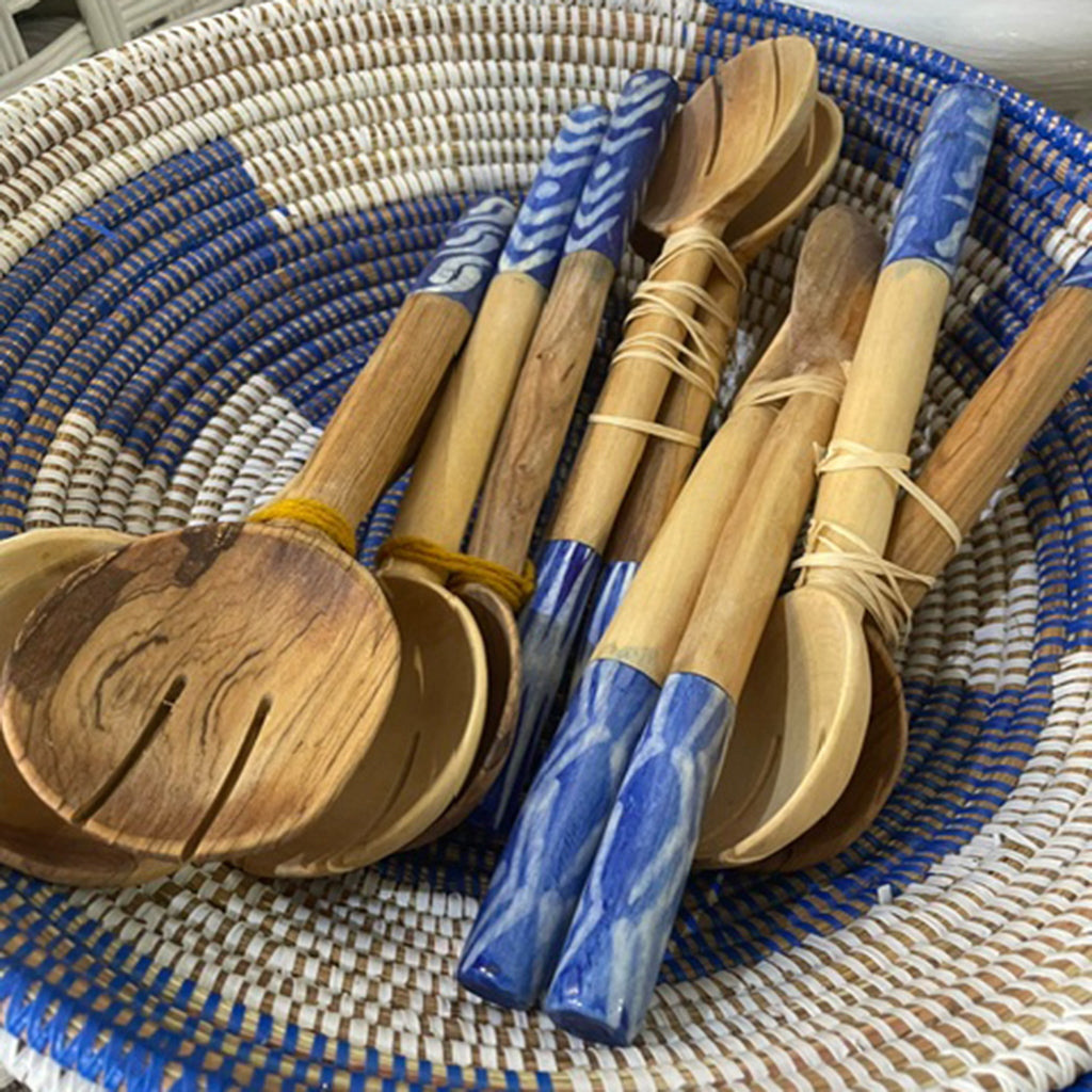 wood spoons, wood salad servers Indlu Afrika, South Africa